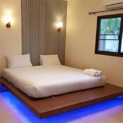 Отель Thai Crystal Resident 3* Коттедж с различными типами кроватей фото 15
