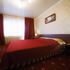 Гостиница Плаза 4* Номер Делюкс двуспальная кровать фото 3