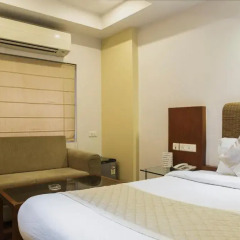 Отель Trimrooms Palm D'or 3* Номер Бизнес с двуспальной кроватью фото 3