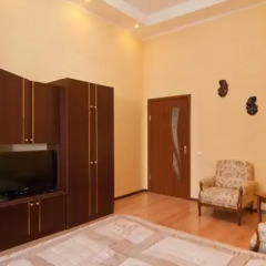 Апартаменты Business Kiev Center Apartments комната для гостей