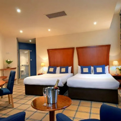 Corus Hotel Hyde Park 4* Представительский номер с различными типами кроватей