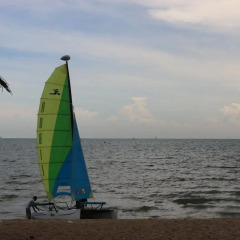Отель Waters Edge