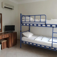 Akdeniz Beach Hotel 3* Стандартный семейный номер с двухъярусной кроватью фото 2