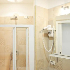 Отель The Wesley Rome 3* Стандартный номер с различными типами кроватей фото 7