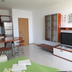 Отель Holiday Apartment in Riviera Complex Болгария, Свети Влас - отзывы, цены и фото номеров - забронировать отель Holiday Apartment in Riviera Complex онлайн комната для гостей фото 3