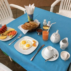 Отель International Beach Hotel & Restaurant Шри-Ланка, Хиккадува - отзывы, цены и фото номеров - забронировать отель International Beach Hotel & Restaurant онлайн в номере