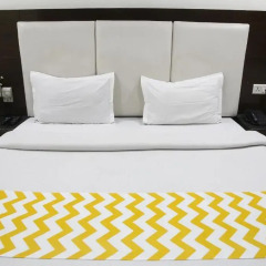Отель FabHotel Mohan International Paharganj 3* Номер Делюкс с различными типами кроватей фото 4