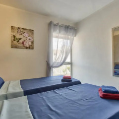 Отель Central Suites Каура комната для гостей