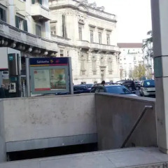 Отель Lisbon Economy Guest Houses Saldanha II Лиссабон