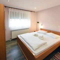 Апартаменты Apartments & Accommodation Stojic Апартаменты