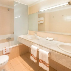 Апарт-отель Bertran 3* Апартаменты с различными типами кроватей фото 16