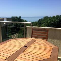 Апартаменты White Lagoon Beach Apartment Балчик балкон