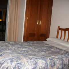 Отель Hostal Alfaro Мадрид комната для гостей фото 2
