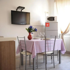 Апартаменты Residence 2 Studio & Suites комната для гостей фото 12