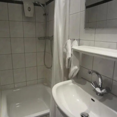Hotel Haus Rheinblick 2* Стандартный номер с различными типами кроватей фото 4