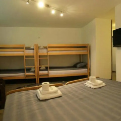 Hostel Like Стандартный семейный номер с различными типами кроватей
