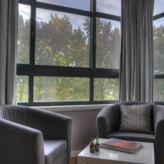 Апартаменты Low Cost Tourist Apartments Casa da Música комната для гостей фото 5