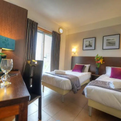 Carlton Hotel 3* Стандартный номер фото 5