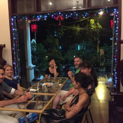 Отель Golden Leaf Homestay гостиничный бар