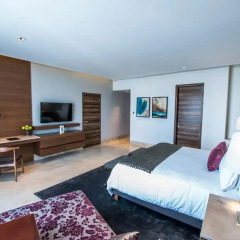 Square Small Luxury Hotel 4* Улучшенный люкс с различными типами кроватей фото 3