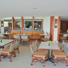 Отель Imperial Hua Hin Beach Resort гостиничный бар
