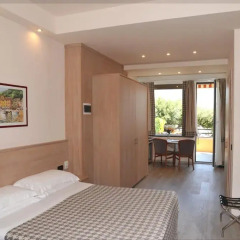Hotel Laurin 4* Стандартный номер фото 12