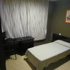 Отель Hostal Julian Brunete Брунете спа фото 2