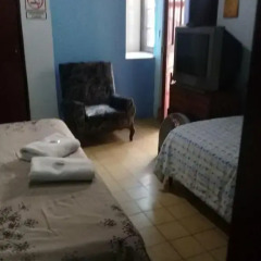 Отель Hostal don Felipe Кровать в мужском общем номере с двухъярусной кроватью фото 2