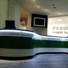 Отель FWS Forum Wellness Station Парма бассейн