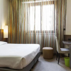 Hotel Des Etrangers 3* Стандартный номер с двуспальной кроватью фото 4