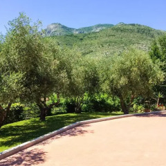 Отель Il Giardino Degli Ulivi Боргомаро парковка