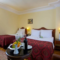 Amber Hotel 4* Стандартный семейный номер с двуспальной кроватью фото 14