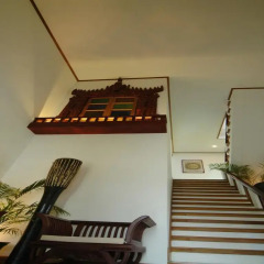 Hotel Amazing Nyaung Shwe сейф в номере