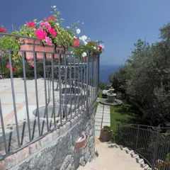 Отель Villa Borgo San Michele Амальфи парковка