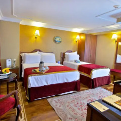 Amber Hotel 4* Стандартный семейный номер с двуспальной кроватью фото 4