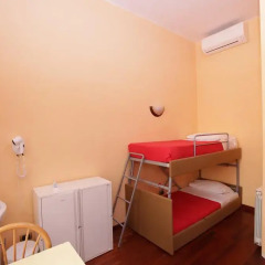 Nika Hostel Стандартный номер с различными типами кроватей фото 2
