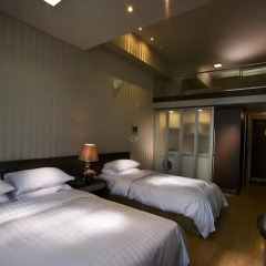 Provista Hotel 3* Стандартный семейный номер с двуспальной кроватью фото 9