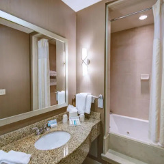 Отель Hilton Garden Inn Granbury 3* Стандартный номер с различными типами кроватей фото 2