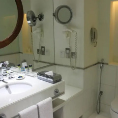 Отель Four Points by Sheraton Bur Dubai 4* Стандартный номер с различными типами кроватей фото 4