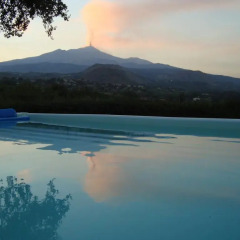 Отель Casa Vacanze Dietroserra Виагранде пляж