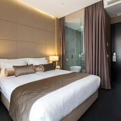 Отель Dominic & Smart Luxury Suites Republic Square 4* Номер Делюкс с различными типами кроватей фото 6