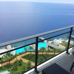 Отель Vidamar Resort Madeira - Half Board Only 5* Улучшенный номер с различными типами кроватей фото 2