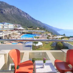 Orka Sunlife Resort & Spa Турция, Олудениз - 3 отзыва об отеле, цены и фото номеров - забронировать отель Orka Sunlife Resort & Spa онлайн балкон