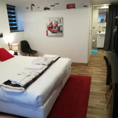 Отель Bed & Breakfast Iles Sont D'ailleurs комната для гостей фото 3