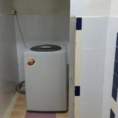 Отель Sunsets Guesthouse сейф в номере