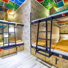Chillout Hostel Zagreb Кровать в общем номере с двухъярусными кроватями фото 19