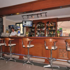 Апартаменты Aegean Princess Apartments And Studio гостиничный бар