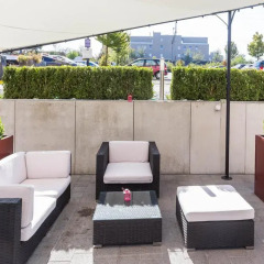 Отель Holiday Inn Express Zurich Airport Швейцария, Рюмланг - 1 отзыв об отеле, цены и фото номеров - забронировать отель Holiday Inn Express Zurich Airport онлайн спортивное сооружение