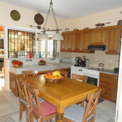 Отель Athens Top Hill Sea View Villa в номере фото 2