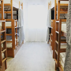 Royal Prince Hostel Кровать в общем номере фото 2